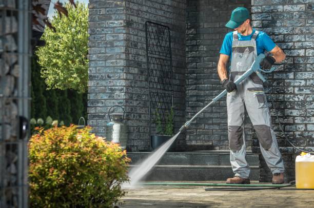 Animal Enclosure Cleaning in Clemson University, SC